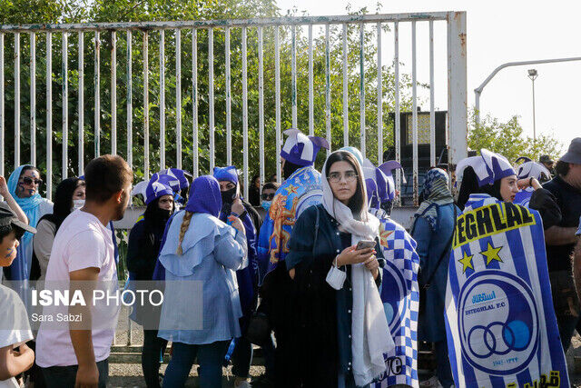 کلاهبرداری عجیب از زنان مقابل ورزشگاه آزادی!