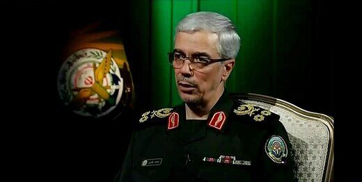 پیام تبریک سرلشکر باقری به فرمانده جدید نیروی دریایی ارتش