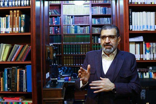 خرازی: احمدی نژاد مثل رابین هود رأی مردم را دزدید/ می‌توانستیم ایران را همپای ژاپن بسازیم اما...