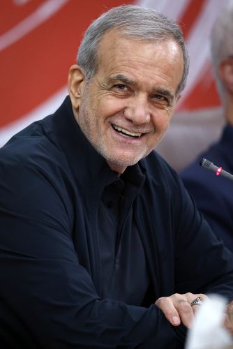 پزشکیان: گفت‌وگوها آمریکا را مجبور به همراهی کرد/ هنر، آوردن نگاه‌های مشترک به میدان است
