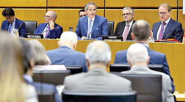 زورآزمایی هسته‌ای در وین