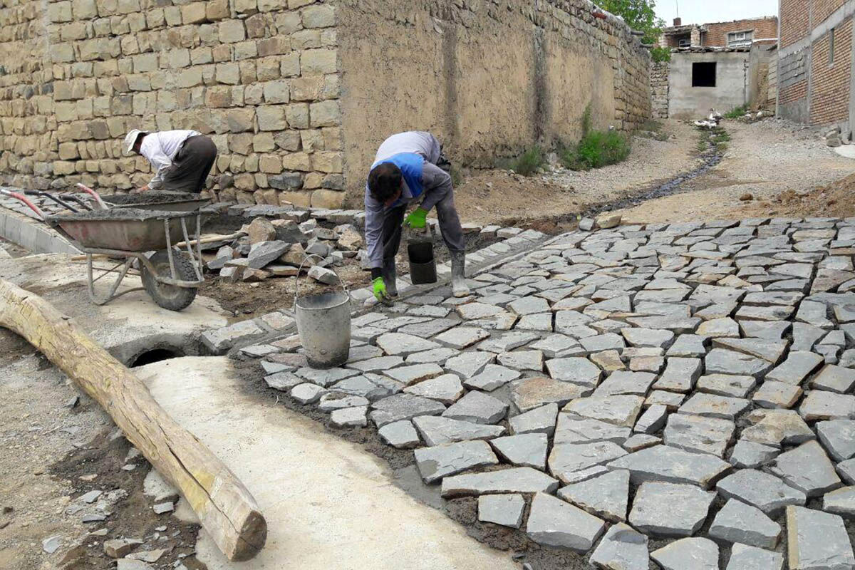 فرماندار: طرح هادی در ۲۳ روستای بروجرد اجرا میشود