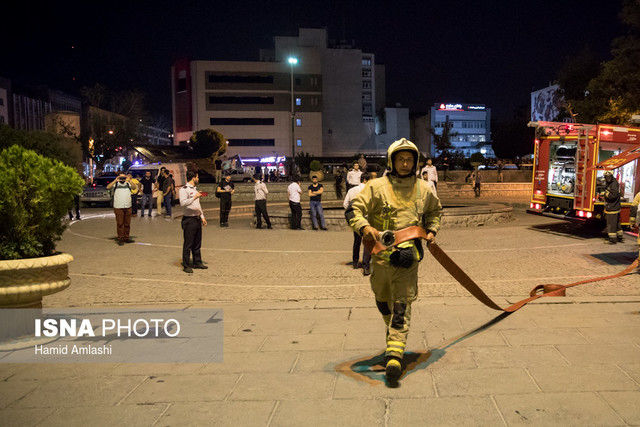 آتش گرفتن یک انبار در بازار تهران+جزییات