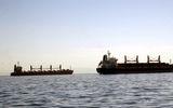 حادثه امنیتی در دریای سرخ/ 2 نفتکش عربستان مجبور به عقب نشینی شدند