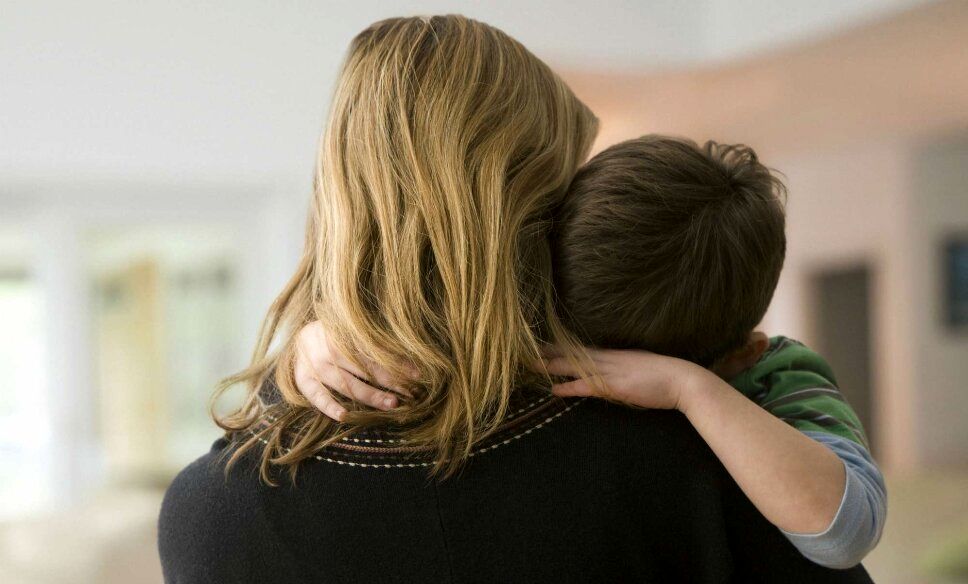 وقتی اخبار جنگ به خانه‌ می‌رسد؛ چگونه از کودکان محافظت کنیم؟/ اضطراب پنهان نسل آلفا در سایه اخبار ۲۴ ساعته/ &nbsp;۸ گام مراقبتی برای والدین