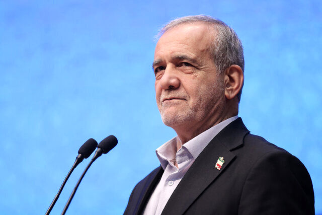 کنایه معاون پزشکیان به مخالفان دولت/ با کمترین اعتبار و آبروی سیاسی صحبت از عدم کفایت رئیس جمهوری می کنند