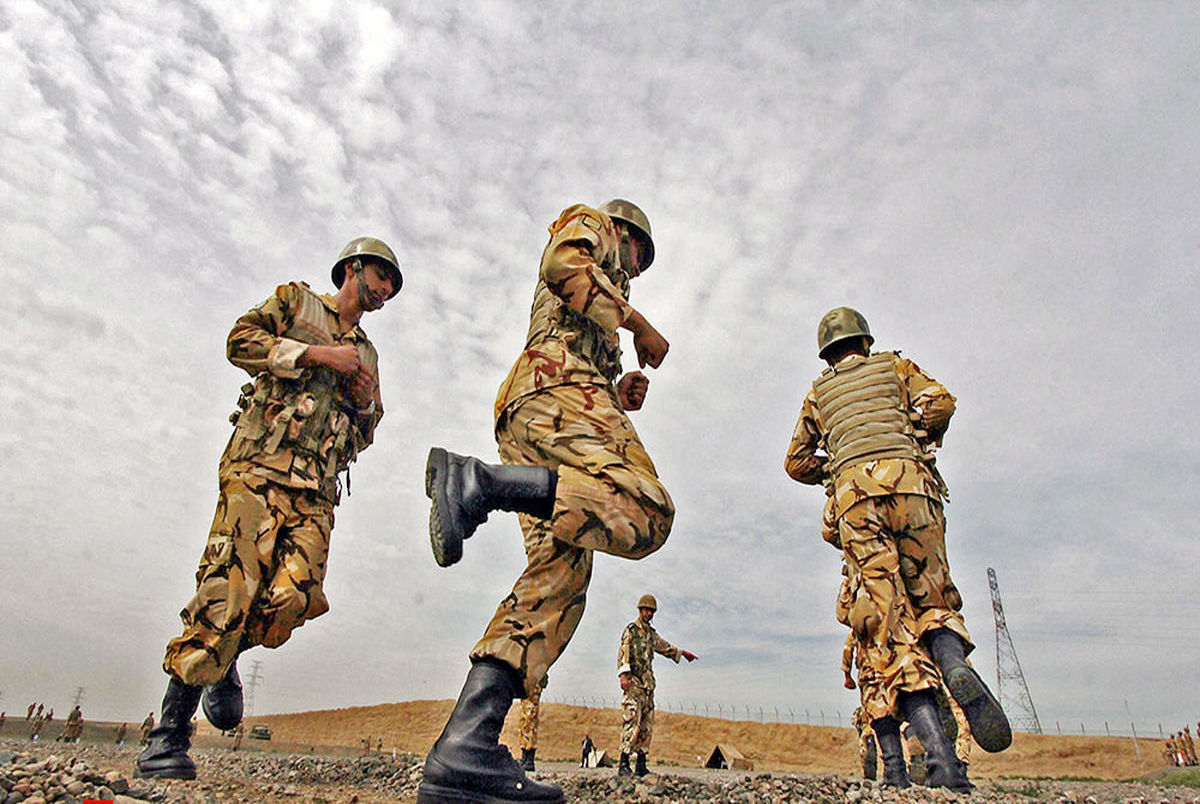 تصویر ۴ تن از سربازان کشته‌شده در حادثه پادگان باغین کرمان + عکس