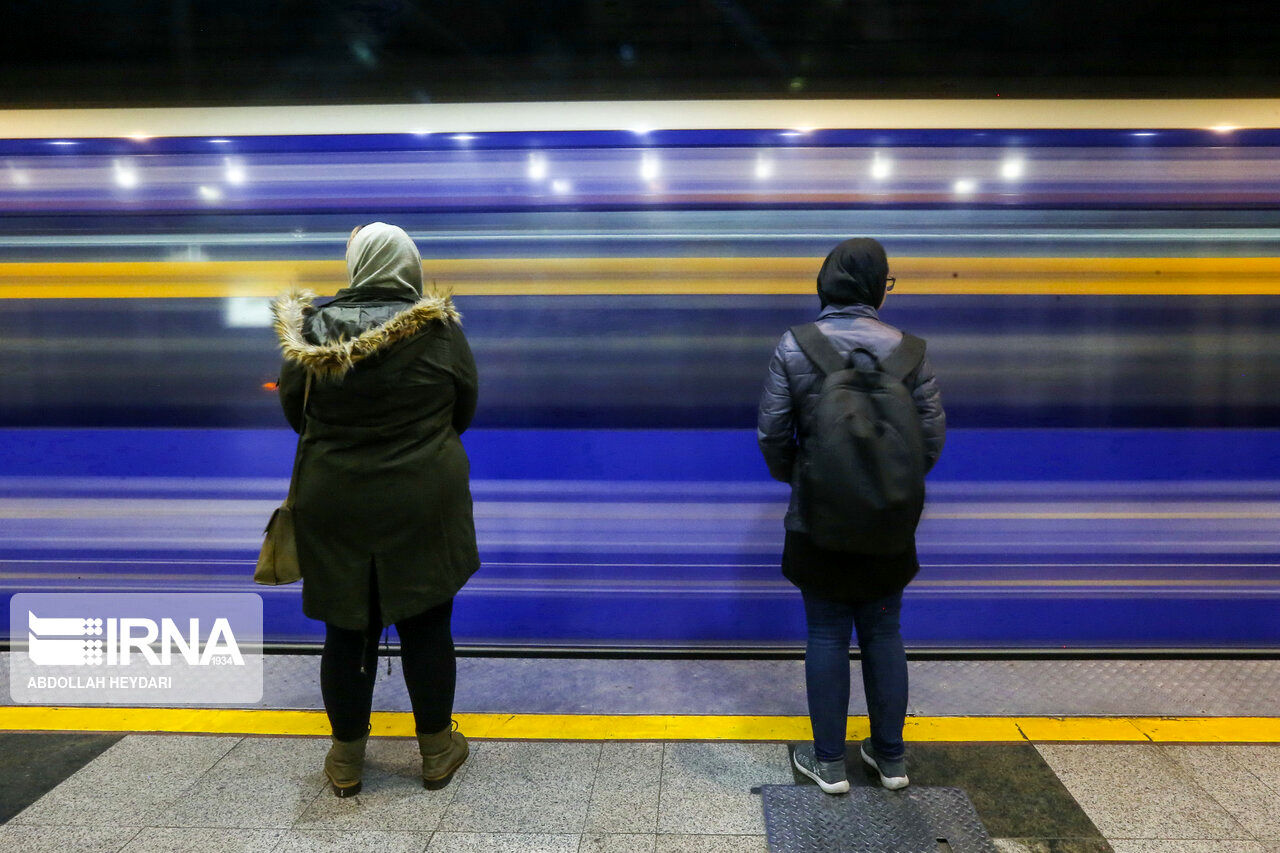 خودکشی نافرجام یک زن در مترو+ جزئیات