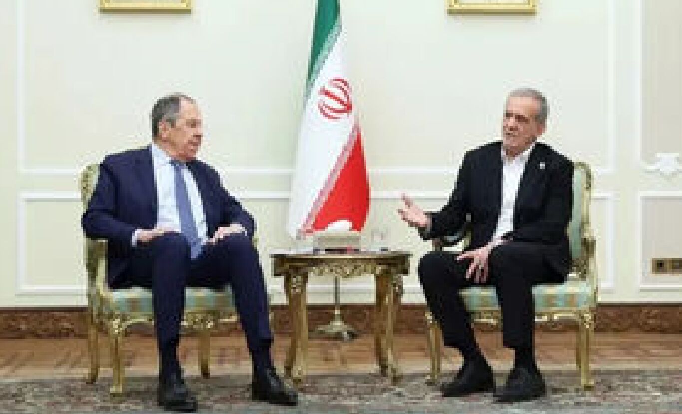 بیانیه وزارت خارجه روسیه درباره سفر لاوروف به تهران و دیدار با پزشکیان