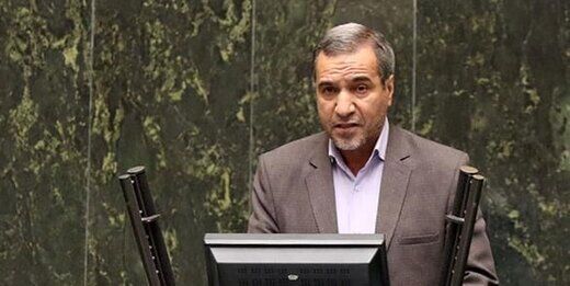 نماینده مجلس هنگام نطق میان دستور بیهوش شد/ آخرین وضعیت سلامتی