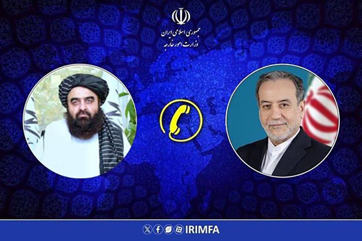 گفت‌و‌گوی تلفنی عراقچی با امیرخان متقی/ ایران آماده نقش‌آفرینی برای کاهش تنش میان افغانستان و پاکستان است