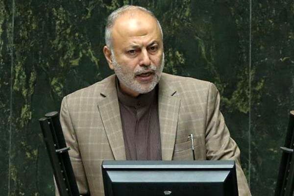انتقاد شدید یک نماینده مجلس از برخورد عراقی ها با زوار ایرانی