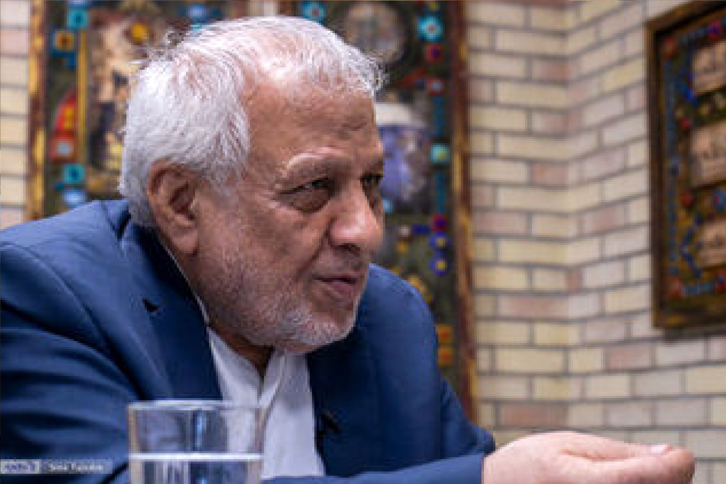 بادامچیان: آمریکا توان جنگ ندارد / تحریم برای کشوری که 15 همسایه دارد بی معنی است