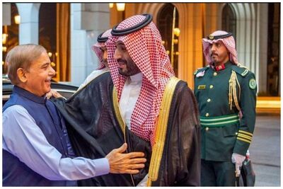 پاکستان بر سر دوراهی ریاض و تهران/ ورود امارات و عربستان به اختلاف اسلام آباد و دهلی