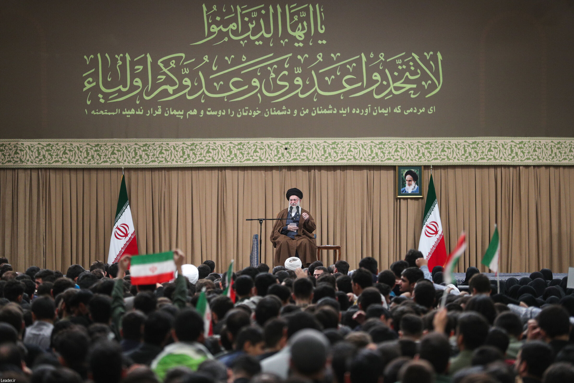 رهبر انقلاب: اختلاف جمهوری اسلامی و آمریکا، ذاتی است و نه تاکتیکی