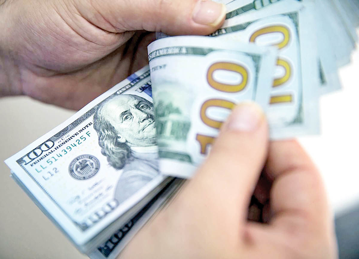 نزول دلار در ابتدای خرداد