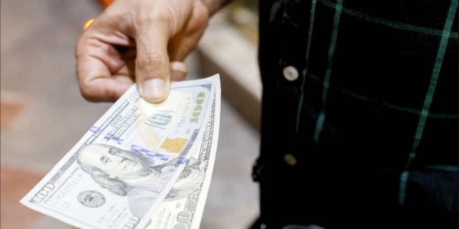 دلار متشکل باز هم صعود کرد