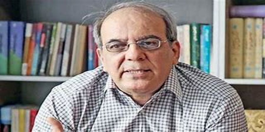 عباس عبدی: می‌گویند متنی که روی میز است بهتر از برجام است، بسیار عالی زودتر امضا کنید