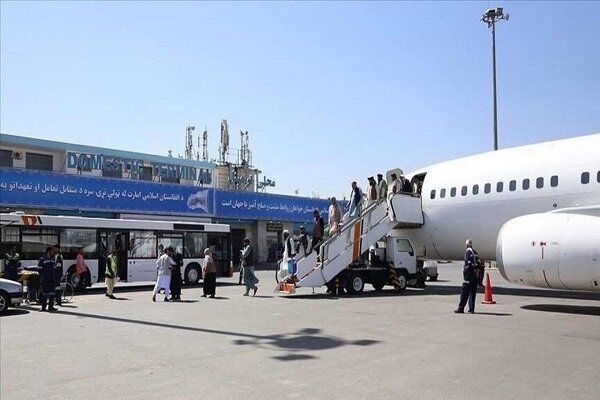 حمله راکتی به فرودگاه کابل موقع حضور مقام ارشد طالبان