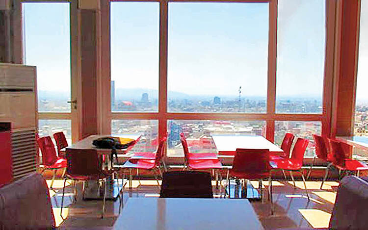 پیتزا  سزار سینمایی 