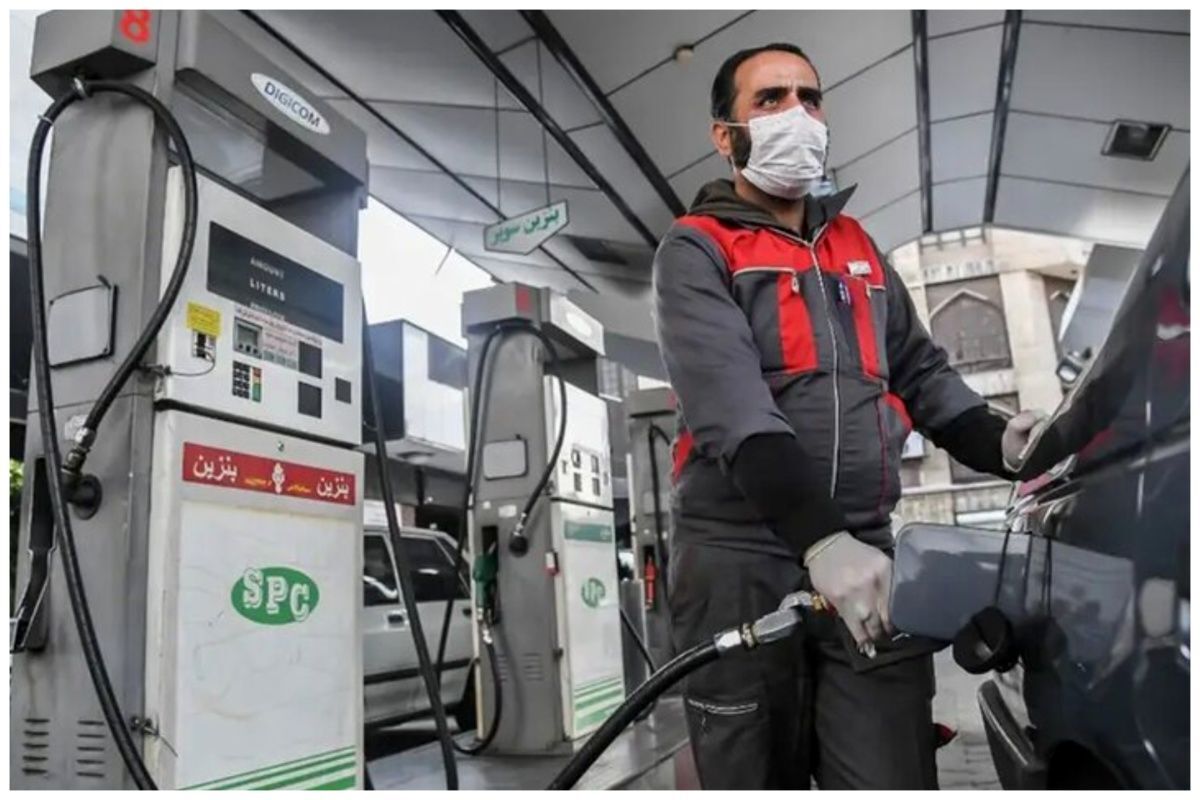 جزئیات مصوبه جدید بنزینی دولت/ کدام خودرو‌ها بنزین سهمیه‌ای دریافت نمی‌کنند؟/ تاکسی‌های اینترنتی و دوگانه‌سوز‌ها چقدر بنزین می‌گیرند؟