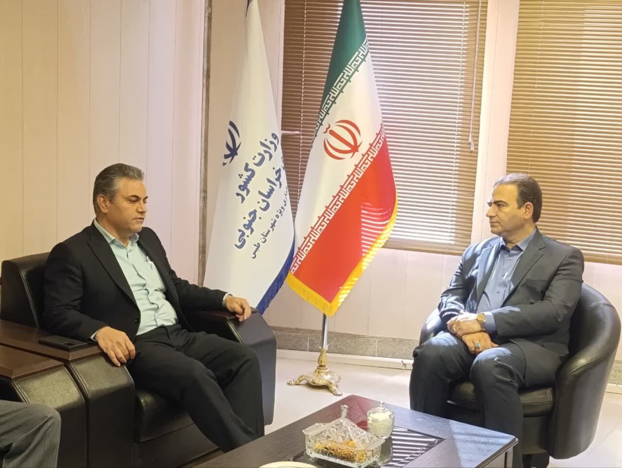 هم‌افزایی در وصول مطالبات برق طبس و ایجاد پایداری در شبکه