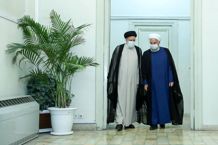 چرا روحانی به دیدار رئیسی، رییس جمهور منتخب رفت؟
