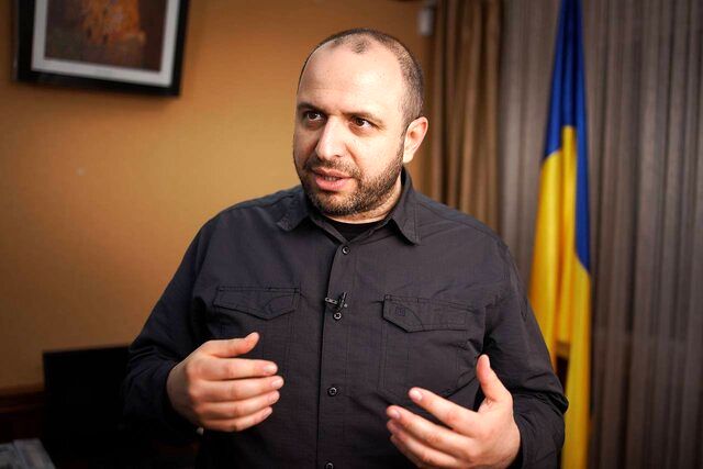 مقامات وزارت دفاع اوکراین برکنار شدند