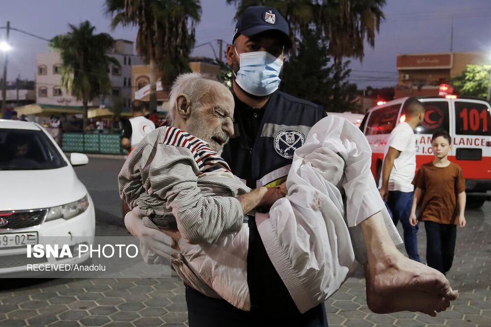 حمله عامدانه اسرائیل به آمبولانس‌های غزه/ تعقیب لحظه به لحظه کاروان مجروحان با هواپیما