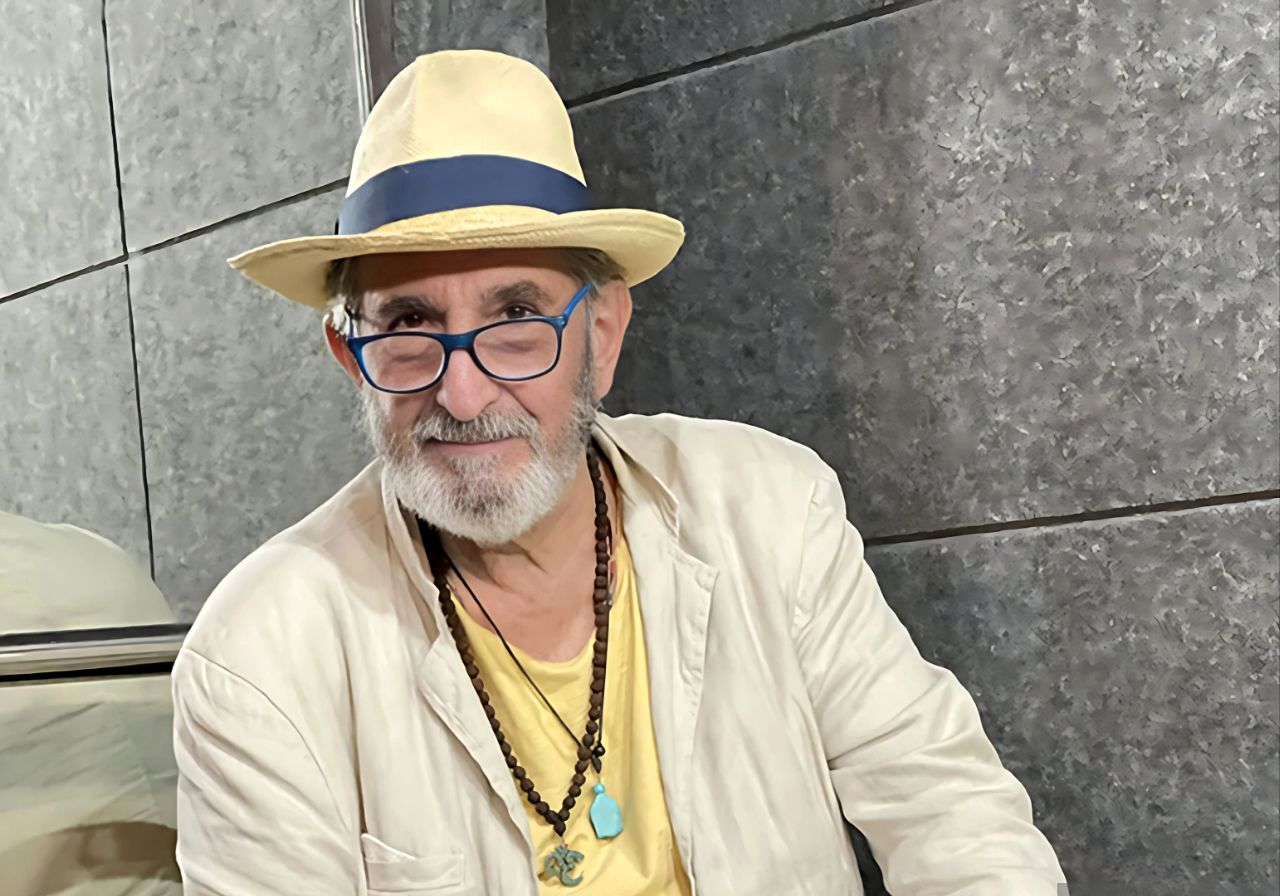 اعتراف شوکه‌کننده فرهاد آئیش / به جای نفت مان در آمریکا باطری دزدی می کردم!+ فیلم