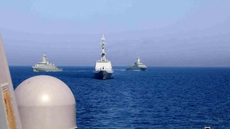 جدال ایران و آمریکا بر سر توقیف کشتی‌ها/ سنتکام: گروه ضربت و تفنگدار دریایی اعزام می کنیم 