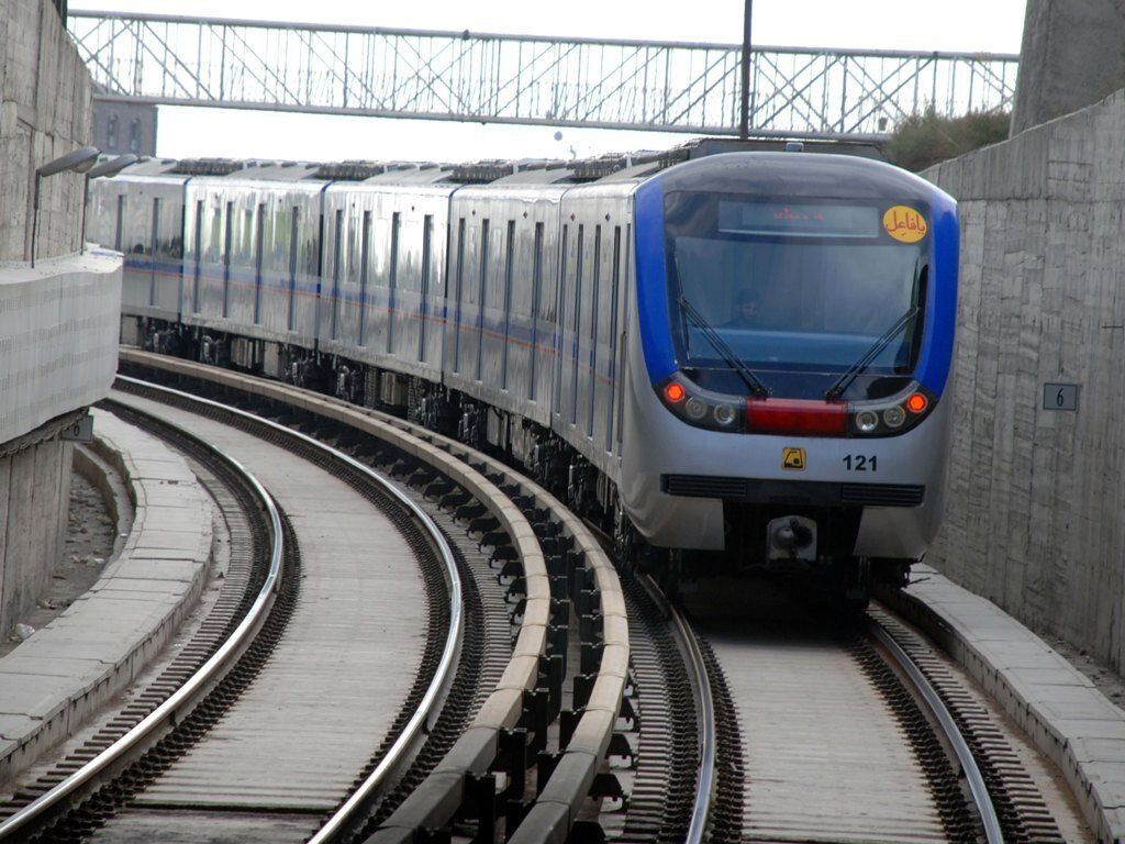 تکمیل خطوط ناقص مترو با افتتاح ۳۳ ایستگاه دیگر 