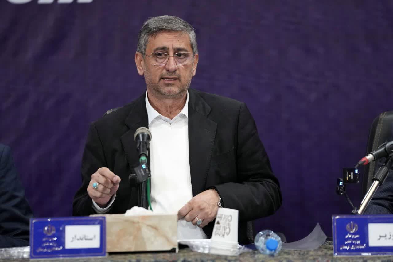 استاندار لرستان: حساب‌های ۲۷۰ شرکت‌ فعال باید به بانک‌های استان منتقل شود