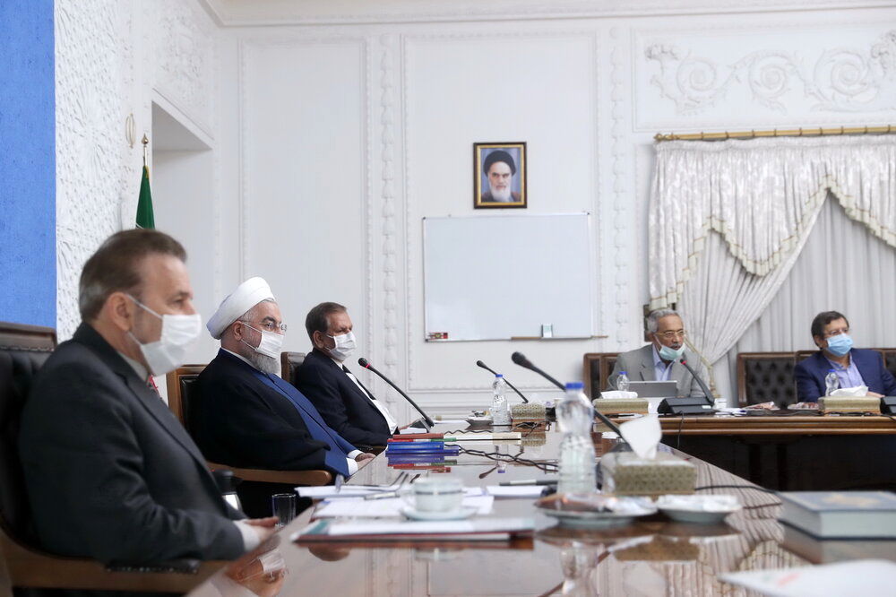 روحانی: هیچ کالایی نباید در گمرک های کشور معطل بماند