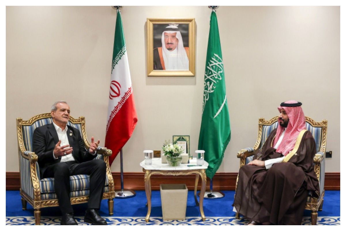 تصاویری از دیدار پزشکیان با محمد بن سلمان ولیعهد عربستان