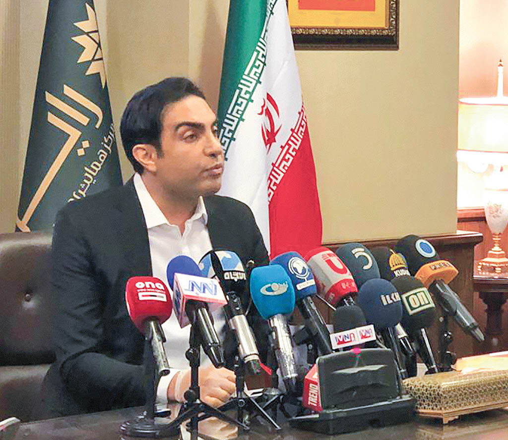 شوالیه اروپا، سفیر حسن نیت   در بحران قرن جهان شد