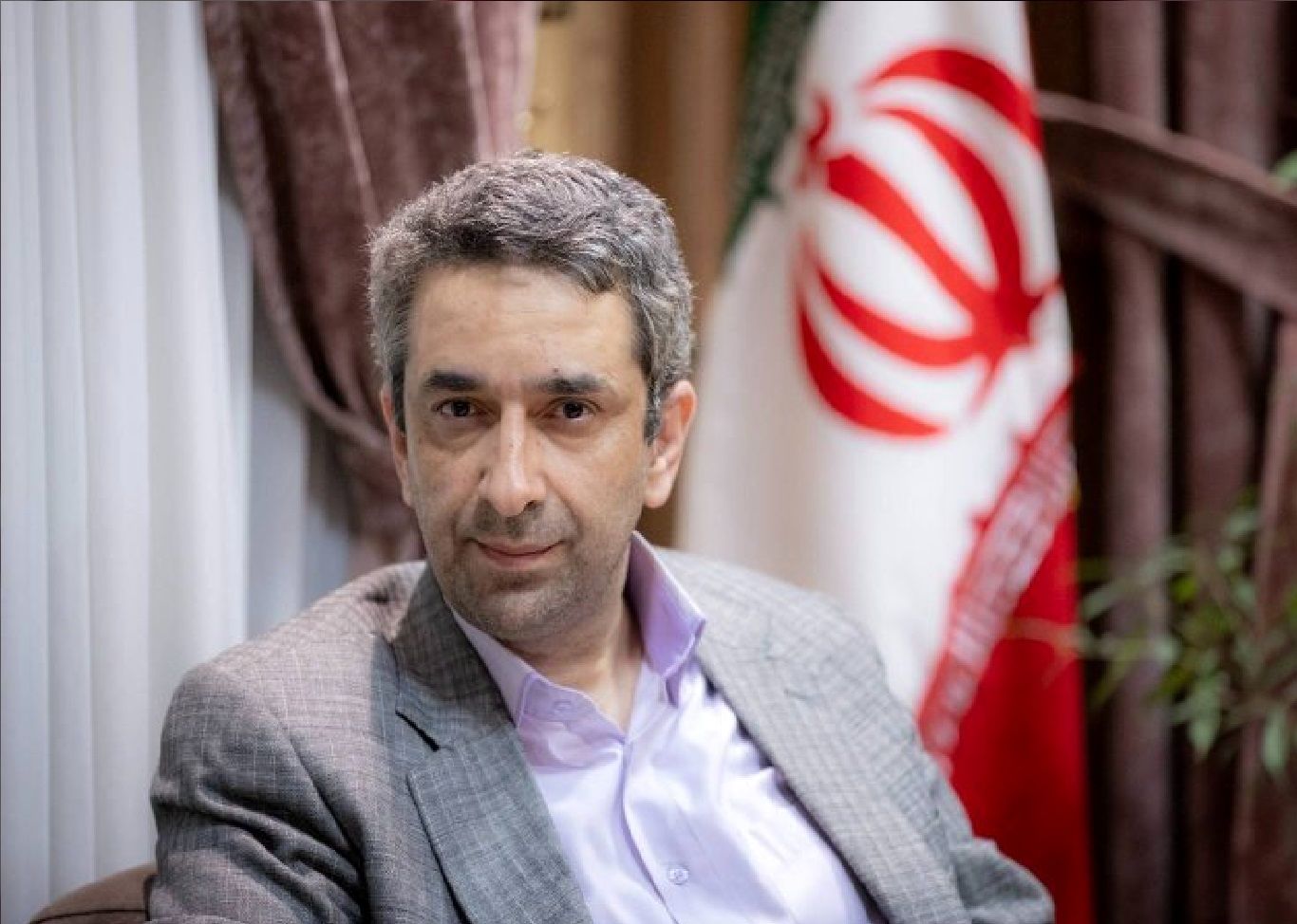 توضیح طباطبایی درباره لایحه اخیر: پزشکیان به فحوای چنین لایحه ای اعتقاد ندارد + فیلم