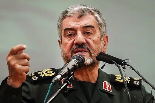 مردم باید به سوی «اصلاح سبک زندگی» و حرکت به سوی «سبک زندگی اسلامی»، سوق داده شوند