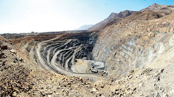 مشکلات بزرگ معادن کوچک