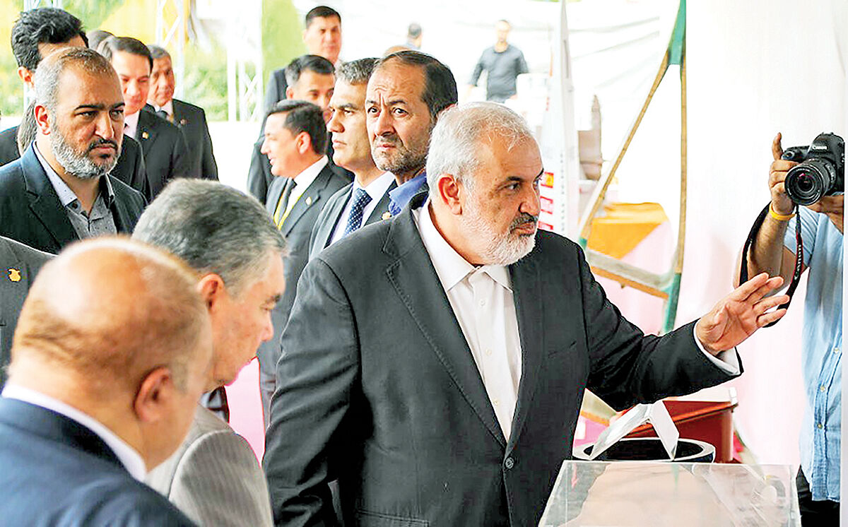 چرک‌نویس طرح خودرویی
