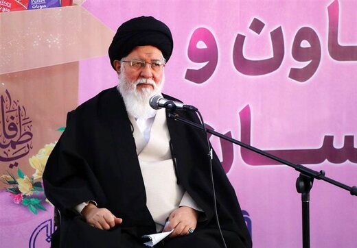 انتقاد جمهوری اسلامی از علم الهدی/ از انتقاد کردن به دولت جدید دریغ نفرمایید