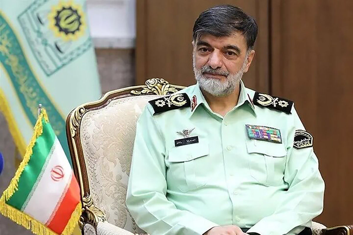 سردار رادان: وجود اتباع غیرمجاز قابل قبول نیست + فیلم