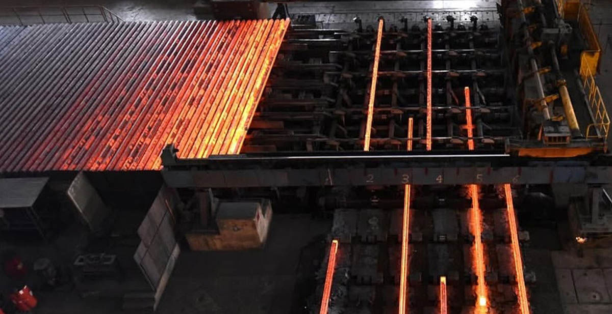 ثبت رکورد تولید روزانه شمش فولادی در شرکت جهان فولاد سیرجان