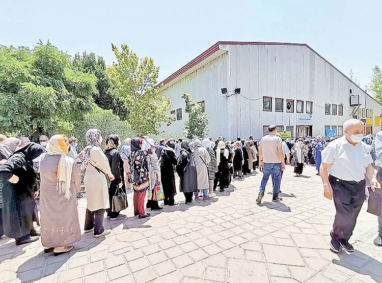 ماجرای پیچیده واکسیناسیون هنرمندان 