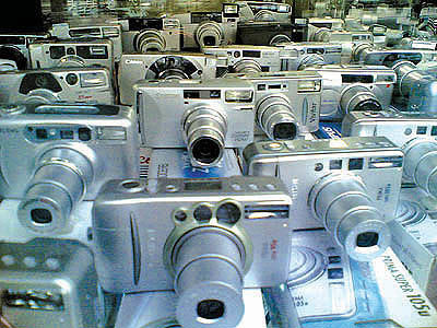 ارزیابی شرایط حاکم بر بازار دوربین‌های عکاسی در ایران