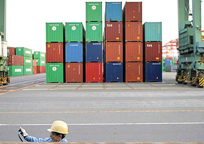 صادرات چین رکورد شکست