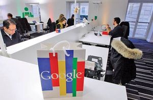 گوگل اطلاعات کاربران را به اف‌بی‌آی بدهد