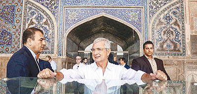 اشتیاق رئیس مجلس ملی فرانسه برای دیدن اصفهان