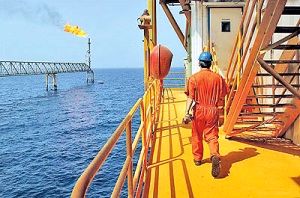 چهار کابوس یارانه‌ها برای  صنعت نفت