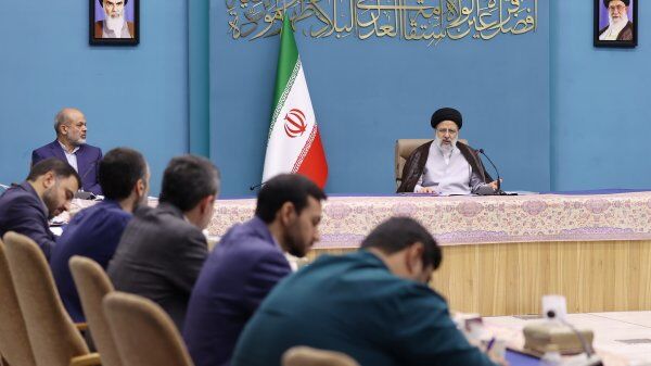 رئیسی: در پرداخت حقوق و مزایا عدالت برقرار شود/ اختیارات استانداران افزایش می یابد